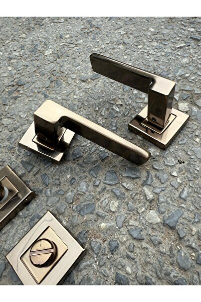 ARON SOFUOĞLU LÜX (ANTİK BRONZ) PRİZMA ANKA KARE ROZETLİ (BANYO-WC) KAPI KOLU ALÜMİNYUM / ÇELİK