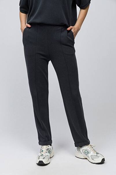 Dexia Huesca - Front Rib Detailed Pique Modal Fabric Slim Fit Carrot Cut Trousers - Anthracite Color
