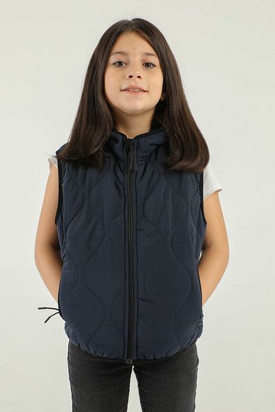 Black One Hooded Double Pocket Girl's Vest
