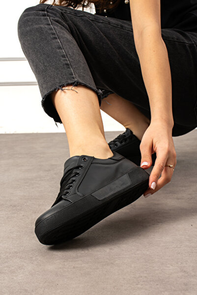 BOUIS Women's Black Lace-Up Casual Comfortable Sole Comfortable Soft Walking Daily Sneaker Sports Shoes