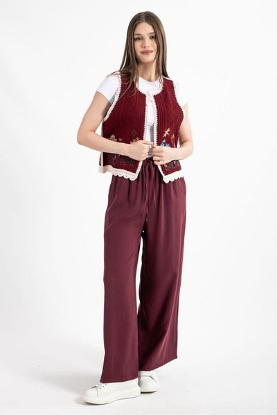 Hatun Atila Vestă de damă, burgundă, cu gât de bicicletă, cu șireturi, brodate cu broderie Suize