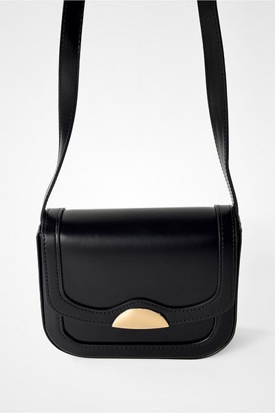 Yuka Atelier Mini geantă de umăr și crossbody din piele artificială cu cataramă Nadia