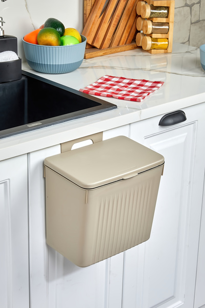 ALP HOME Μπεζ 8lt Πάγκος Κουζίνας και Κρεμαστός Κάδος Απορριμμάτων Ντουλάπας