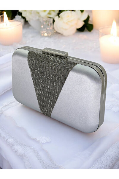 Ahenk Design Geantă elegantă din satin de culoare gri argintiu cu detalii pla...