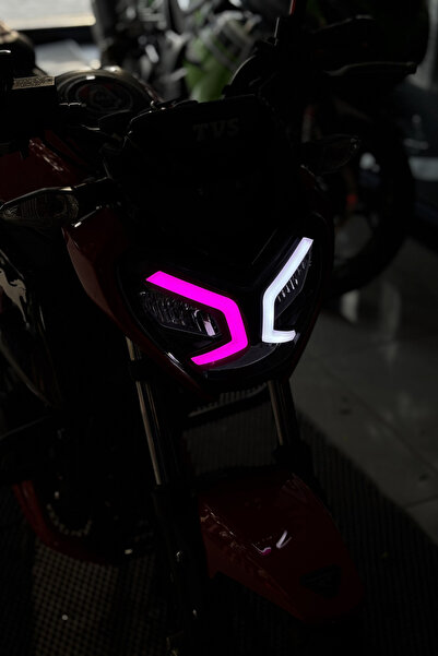 Banxtre ملصق لاصق لفيلم المصباح الأيسر الوردي لـ TVS Raider Daytime LED