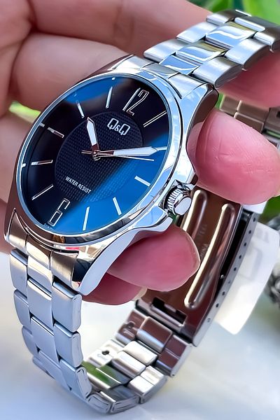 Q&Q Brand Sports Stylish New Season Men's Wristwatch Bracelet
