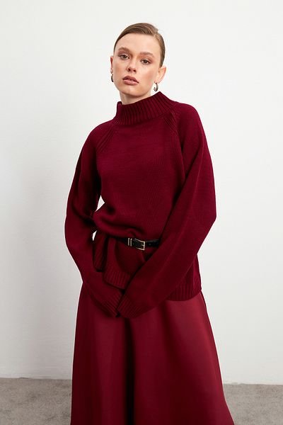Bipantolon Pulover lung de damă, roșu claret, cu textura moale, cu guler vertical