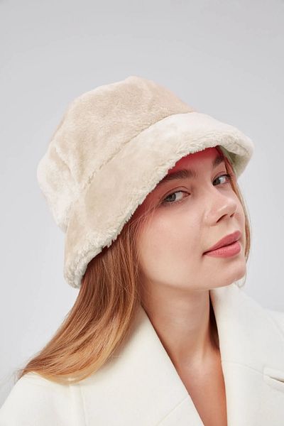 derikem Turtleneck Winter Plush Hat - Stylish Women's Bucket