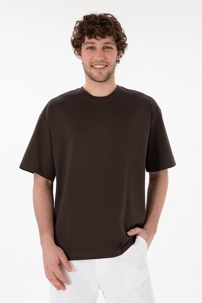 U.S. Polo Assn. تي شيرت ميرسيريزيد برقبة دائرية للرجال من Comfort Fit باللون البني 50313089 -VR029