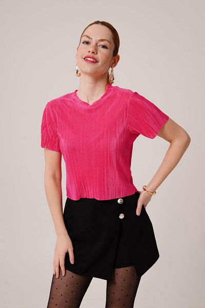Kokosh moda Κοντομάνικη γυαλιστερή φούξια μπλούζα με ραβδώσεις