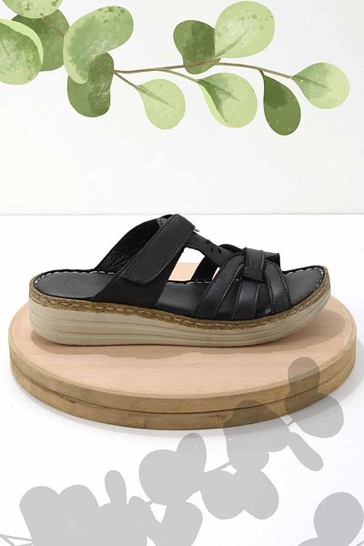 Bambi Black Leather Women's Slippers K04281204903