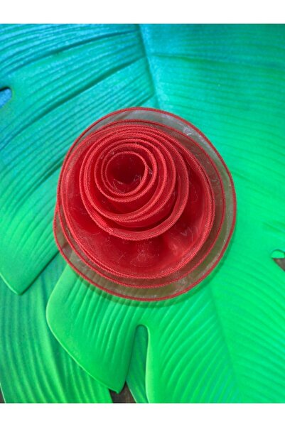 Gönülden Tasarım Crvena satenska večernja haljina od Til dela, 14 cm, sa relj...