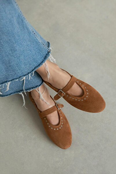 STRASWANS Abner Women's Drop Detail Suede Ballerina Ballerina