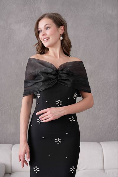 Neşeli Butik γυναικείο βραδινό φόρεμα με μαύρο τούλι και λεπτομέρεια από πέτρα NBS9372