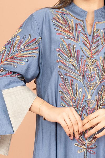 IKKXA Crystal-Embellished Embroidered Jalabiya