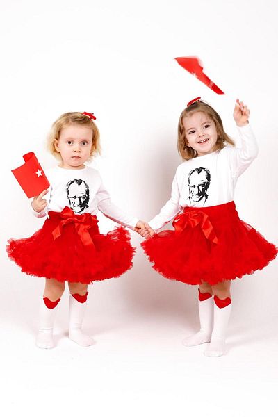 Le Mabelle Λευκό μπλουζάκι για κορίτσια με στάμπα Ataturk