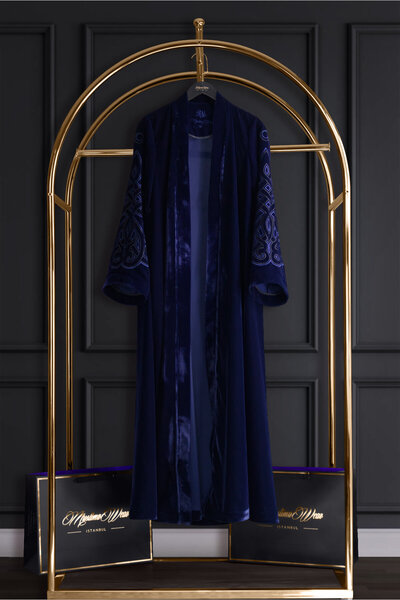 Muslima Wear Lacivert Japon Kadife Oryantal Desen Kollar Nakış İşlemeli Bilek...