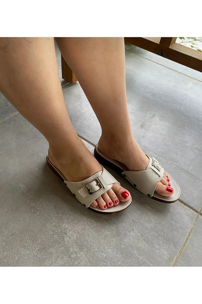 Lion Esem Style Buckle Slippers
