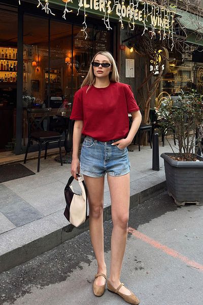 Swist Tricou de damă din țesătură modal cu decolteu roșu Claret Basic