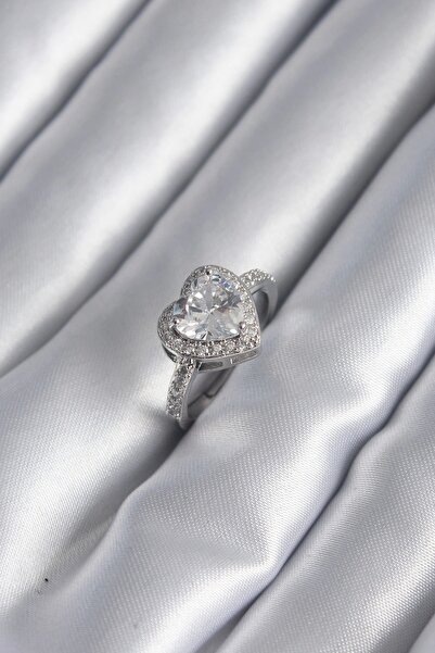 Clariss النحاس الفضة اللون الزركون حجر القلب سحر نموذج خاتم المرأة