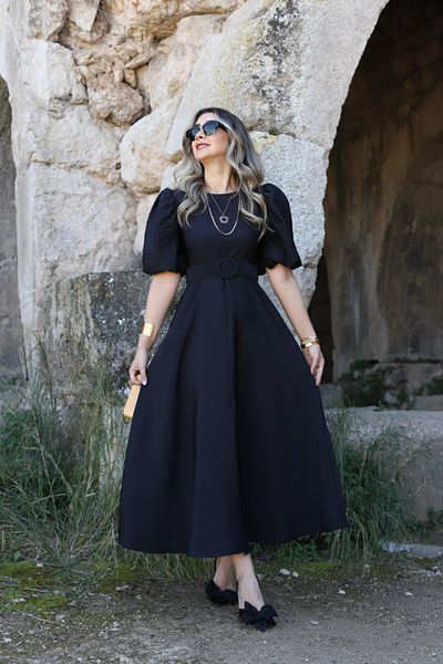 bytugcekaya Rochie neagră cu mânecă cu balon cu centură groasă