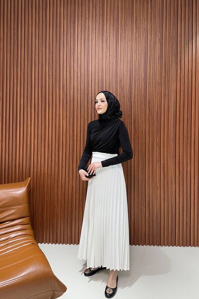 Melike Tatar Ekru Pleated Skirt - 32-9001-1 Model