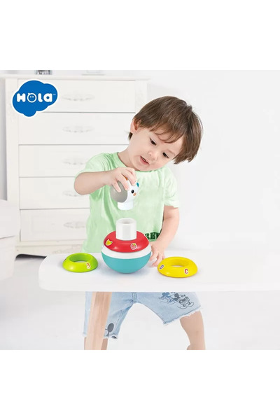 Hola Jejda, mýtický jednorožec Roly Poly se stohovacími kroužky