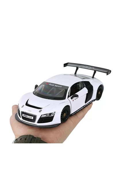 Rastar Audi R8 White Diecast Car 1 To 24 Scale