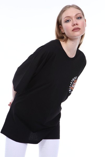 NoVibe Women's Black Yet Tiger Printed Oversize T-shirt