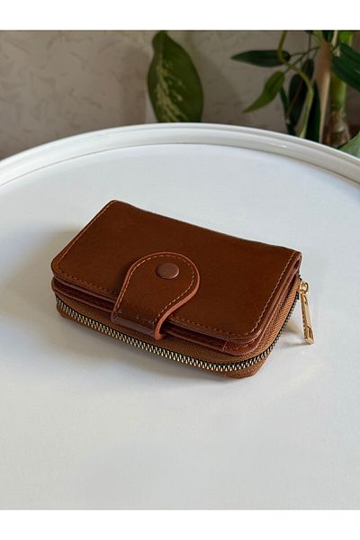 ZEYS Стилен дамски портфейл с лъскави кожени копчета отпред