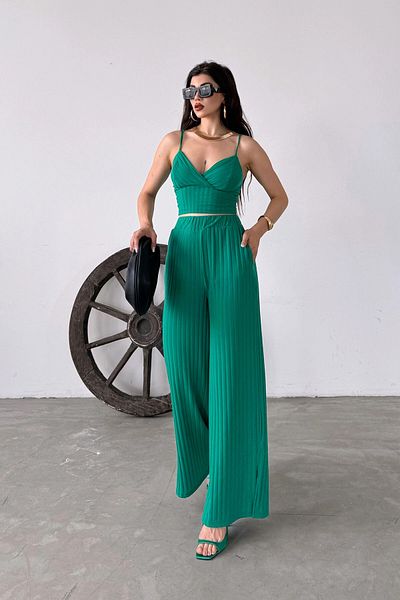 bacc Women's Green Strappy Crop Blouse and Detailed Slit Pantalon Two Stripe Set