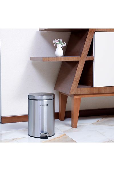 ROYALFORD RF5126 Stainless Steel Pedal Bin 7L