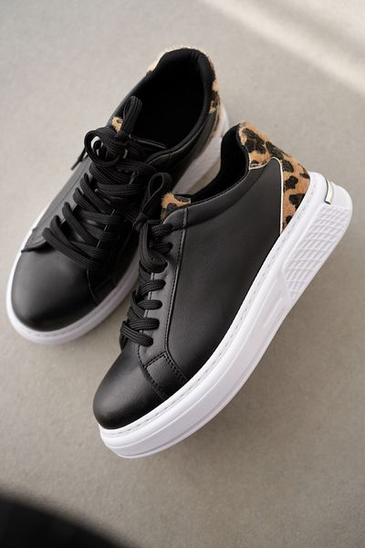 selinshoes Pantofi de damă cu model leopard Heyla cu detaliu dungi argintii - NEGRU