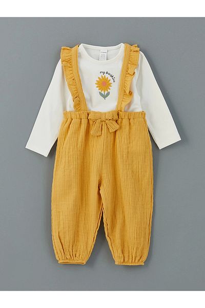 LC Waikiki Lcw Baby Ecru Crew Neck Baby Girl Blouse and Suspender Pants 2Pcs