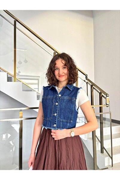 Butik Джинсовий жилет з коміром і ґудзиками