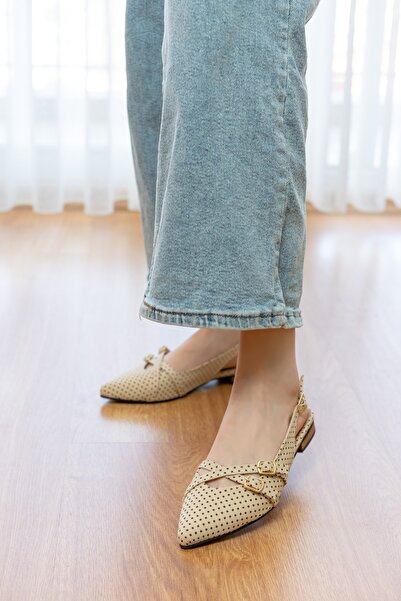 DİVOLYA Pably Beige Polka Dot (2 cm Heeled) Pointed Toe Shoes