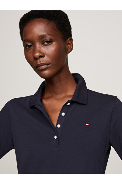 Tommy Hilfiger تي شيرت بولو تومي هيلفيغر للنساء باللون الأزرق