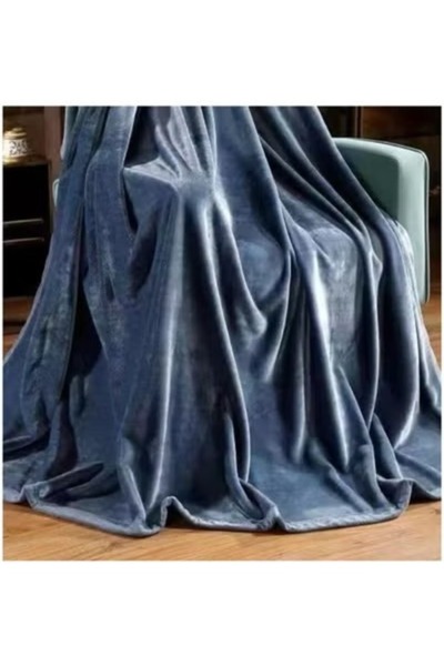 smart home Heavy Winter Blanket Measuring 230x220 cm And Weighing 2.3 Kg