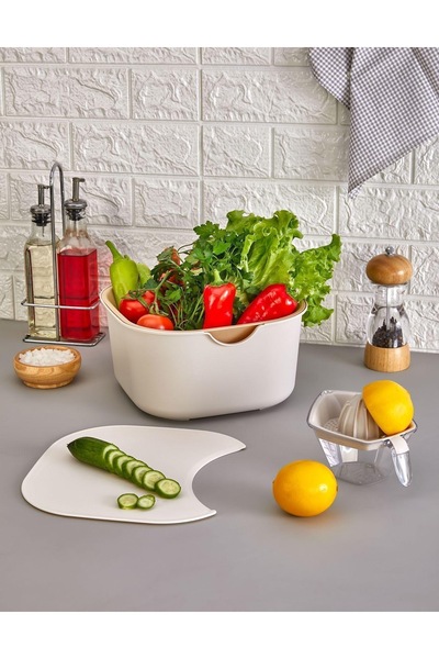 ray plastik Professional Preparation Set of 4. Cutting Board, Mixing Bowl, Strainer, Lemon Holder - White