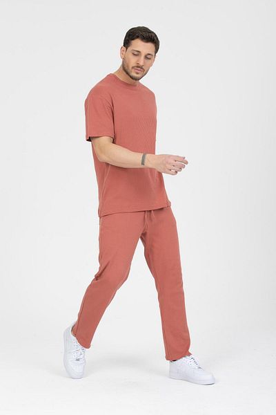 Store Men's Cotton Set - Comfortable Joggers and T-Shirt, Ideal for Casual Elegance