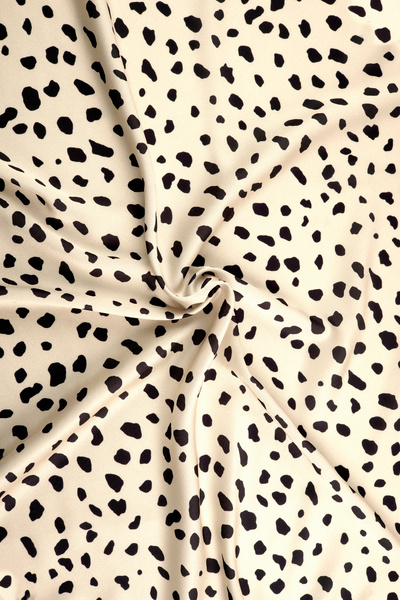 Beyoğlu Dijital Baskılı Saten Kumaş