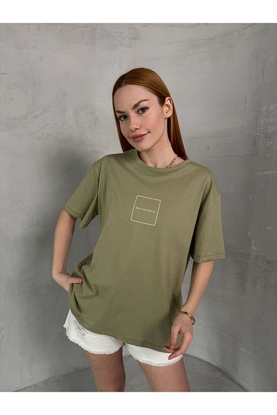 Cappmoda T-905 Χακί Μπλουζάκι με ανάγλυφο γράμμα με λαιμόκοψη