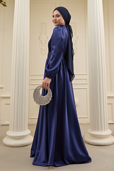 InStyle Сукня з перехресним візерунком, з воланами, синя атласна сукня