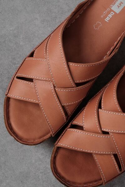 Lal Shoes & Bags Кольорові жіночі тапочки з натуральної шкіри з хрестоподібним візерунком - Taba