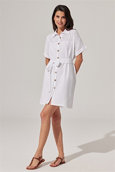 White By Nature فستان بأكتاف مضلعة