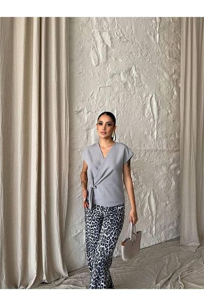 Kokosh moda Γκρι Αμάνικη Μπλούζα - Λεπτομέρεια με κορδόνια στο πλάι
