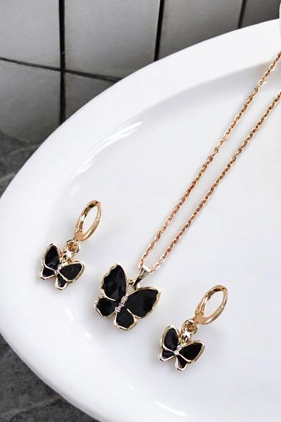 EUROMODA Butterfly Design Gold Color Necklace Earring Set