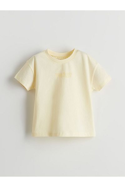 LC Waikiki Sari Basic Baby Boy T-Shirt and Shorts 2-Pack