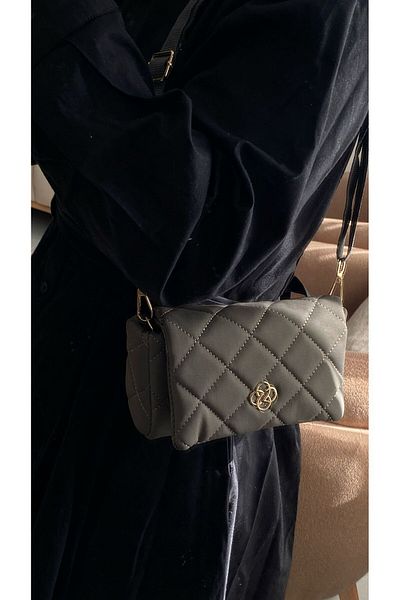 Cosy Bag Αθλητική τσάντα ώμου με γκρι καπιτονέ μοτίβο κατάλληλη για καθημερινή χρήση