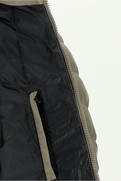 Abdullah Kiğılı Спортивний надувний пуховик